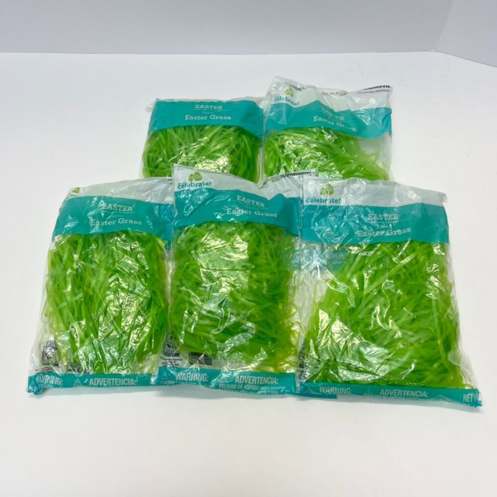 Lot of 5 Green Easter Grass Packs 1.25 oz Each Basket Filler Holiday Party Decor